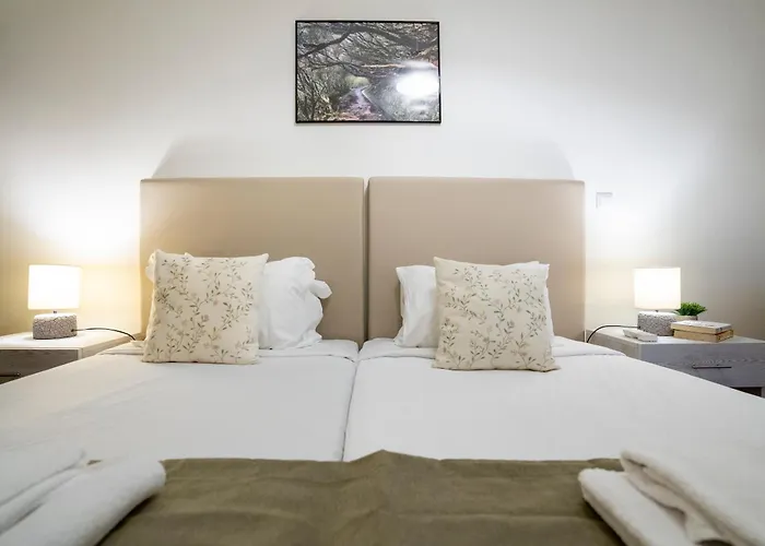 Antonina By Madeira Real Vila *