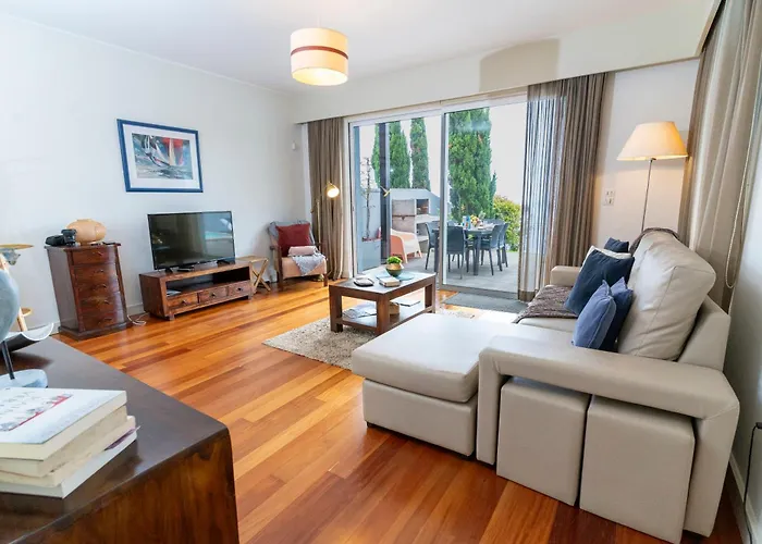 Antonina By Madeira Real