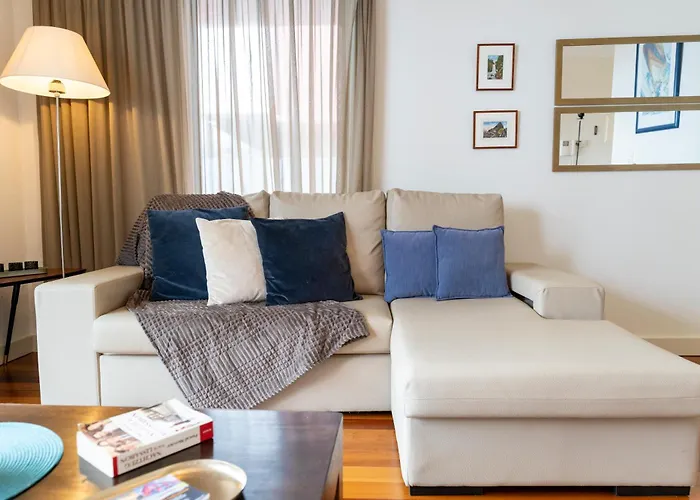 Antonina By Madeira Real * 阿科达卡列塔